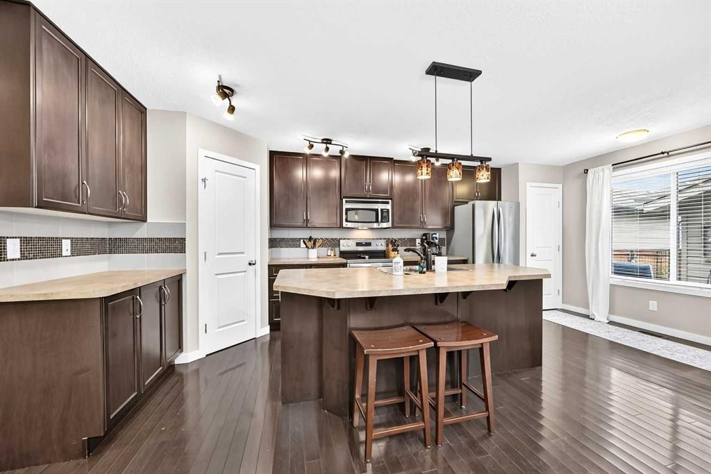14 Walden Road Se, Calgary, AB