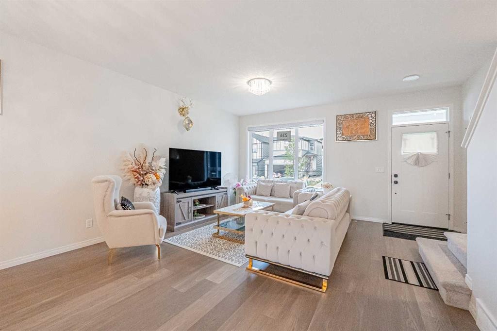 235 Cornerbrook Road Ne, Calgary, AB