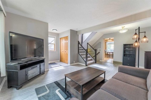 40 Fonda Crescent Se, Calgary, AB 