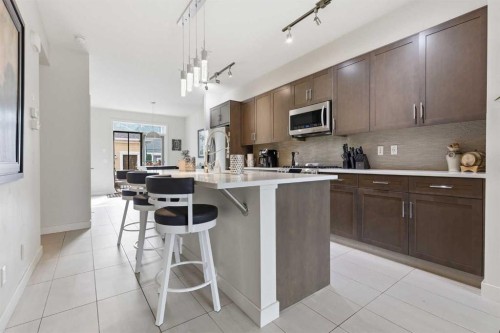 82 Dieppe Drive Sw, Calgary, AB 