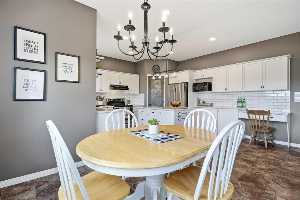 220 Springmere Place, Chestermere, AB