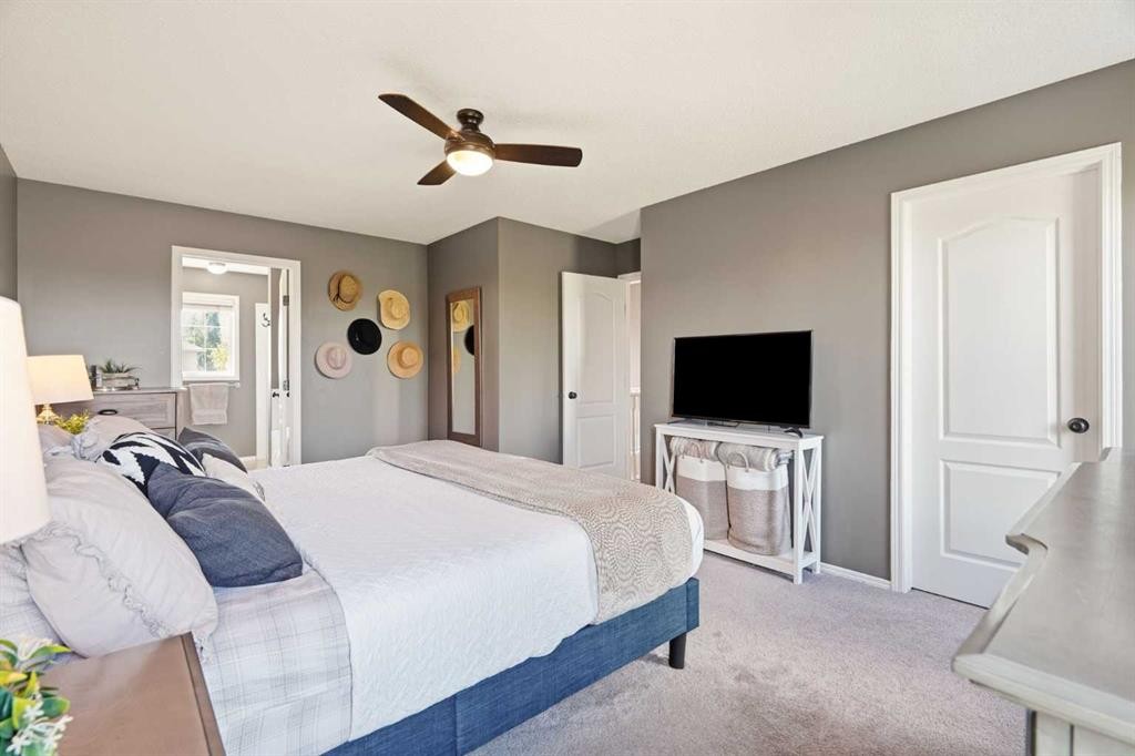 220 Springmere Place, Chestermere, AB