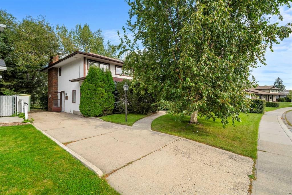 24 Mapleglade Close Se, Calgary, AB