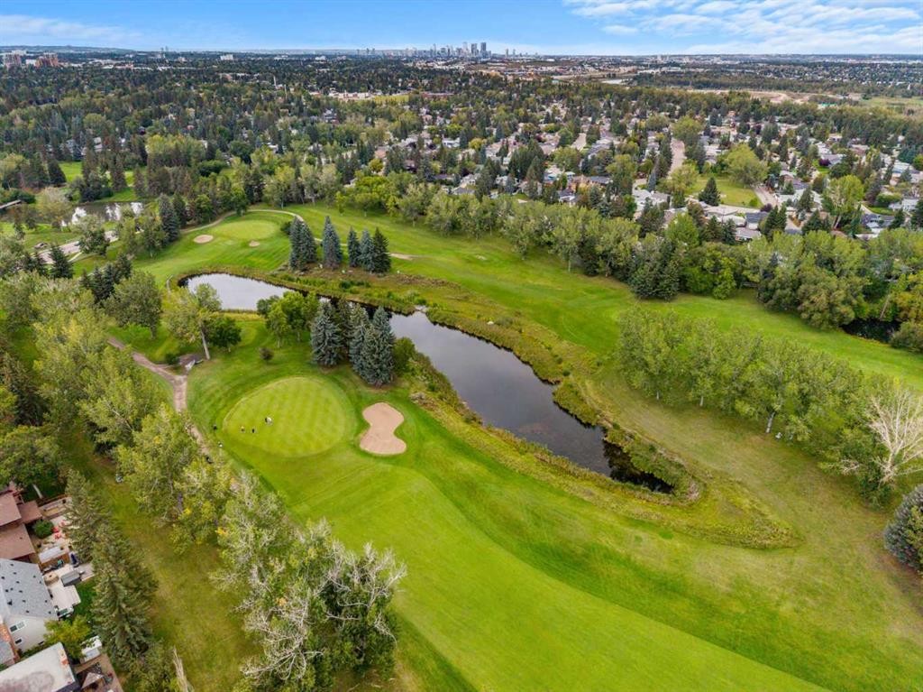 24 Mapleglade Close Se, Calgary, AB