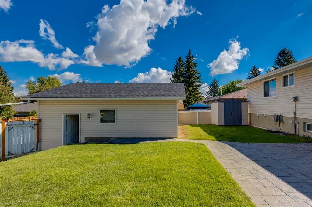 728 Canfield Place Sw, Calgary, AB