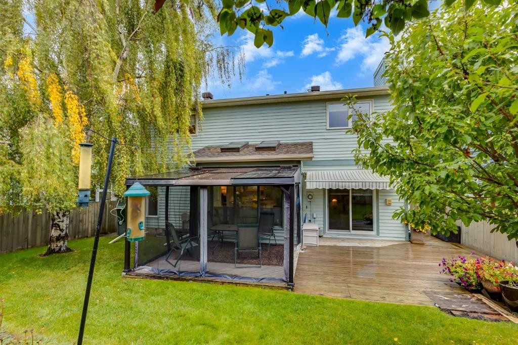 35 Millrise Way Sw, Calgary, AB