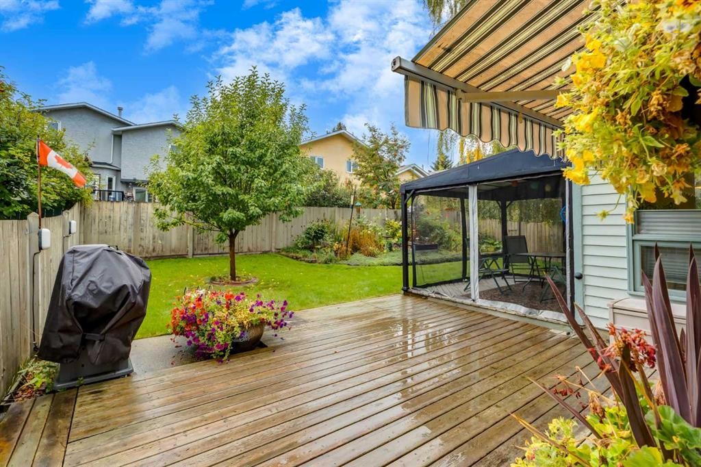 35 Millrise Way Sw, Calgary, AB