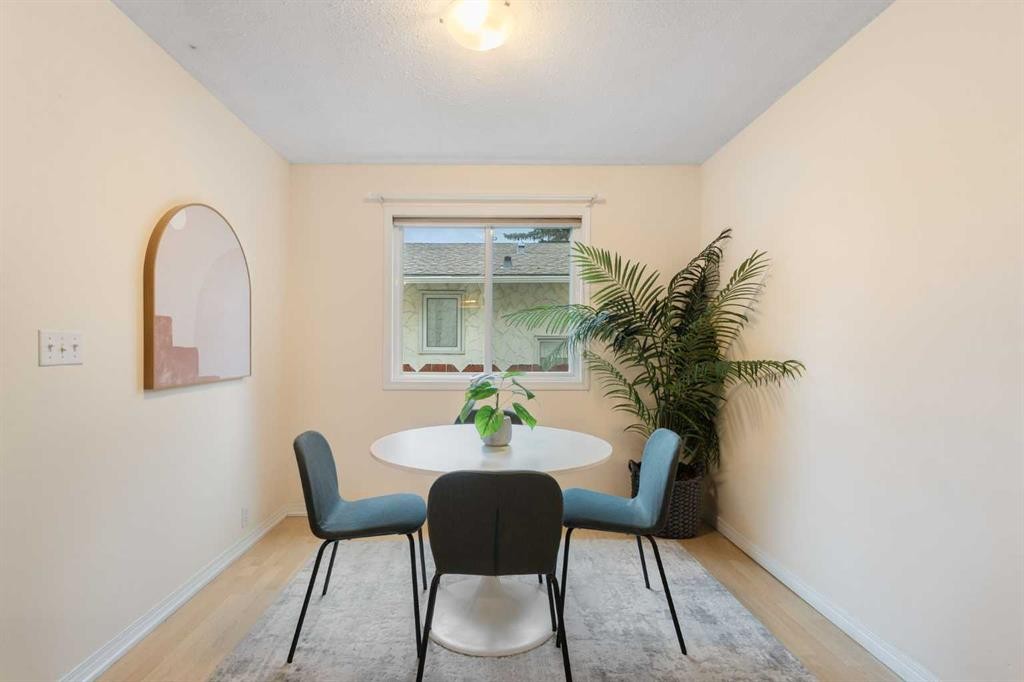 112 Silverthorn Road Nw, Calgary, AB