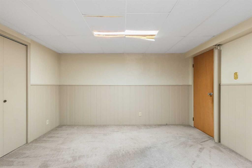112 Silverthorn Road Nw, Calgary, AB