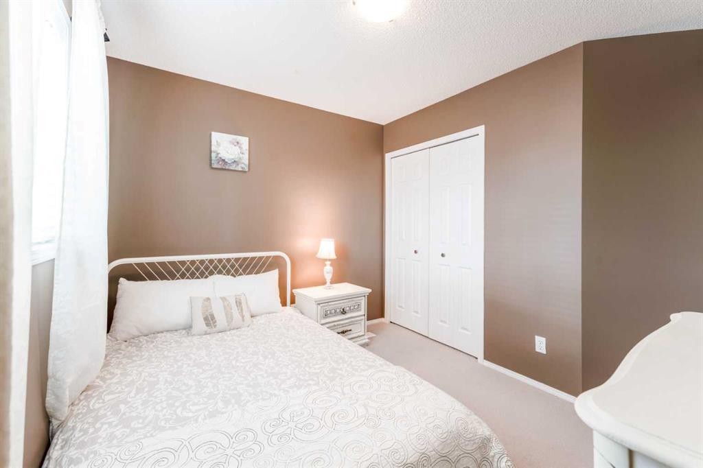 643 Everridge Drive Sw, Calgary, AB