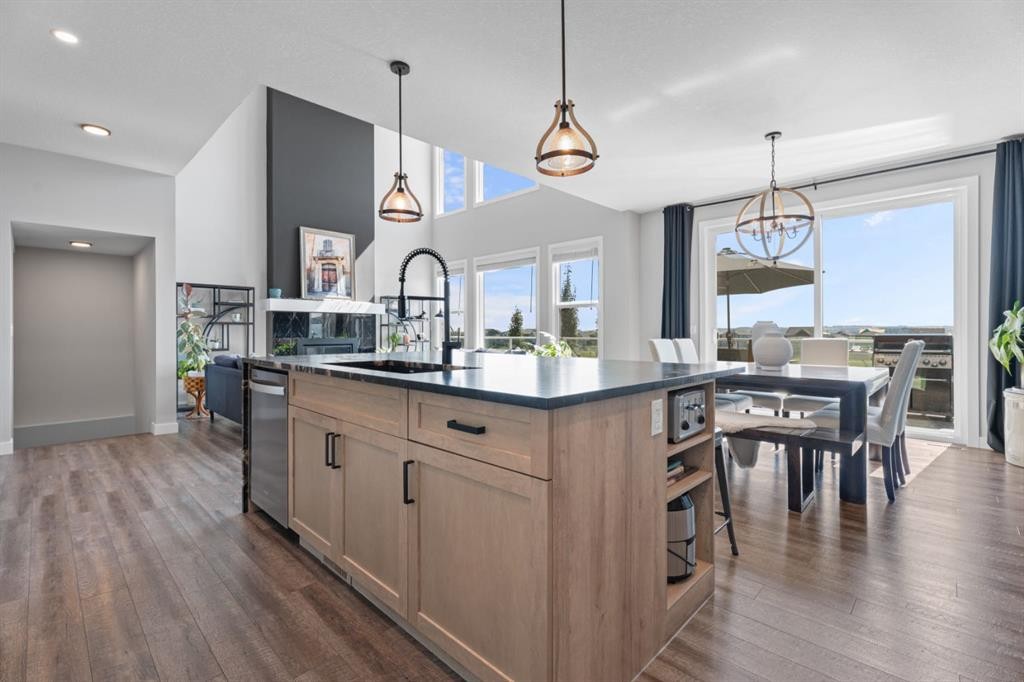 75 Birch Glen, Okotoks, AB