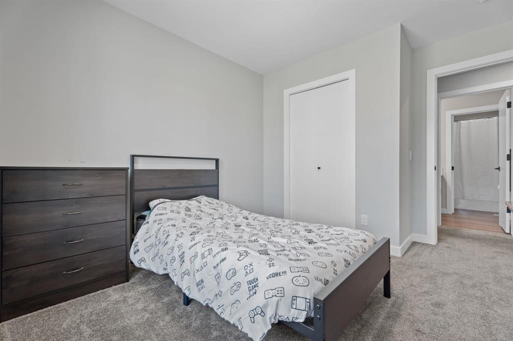 75 Birch Glen, Okotoks, AB