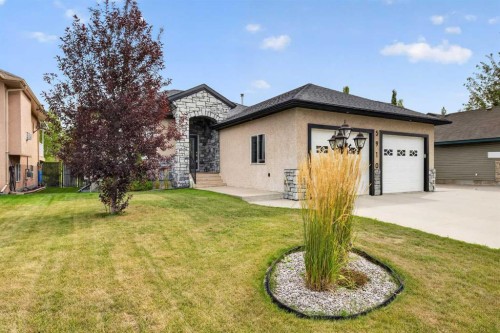 5910 Park Meadows Crescent  Olds, AB T4H 1Y2
