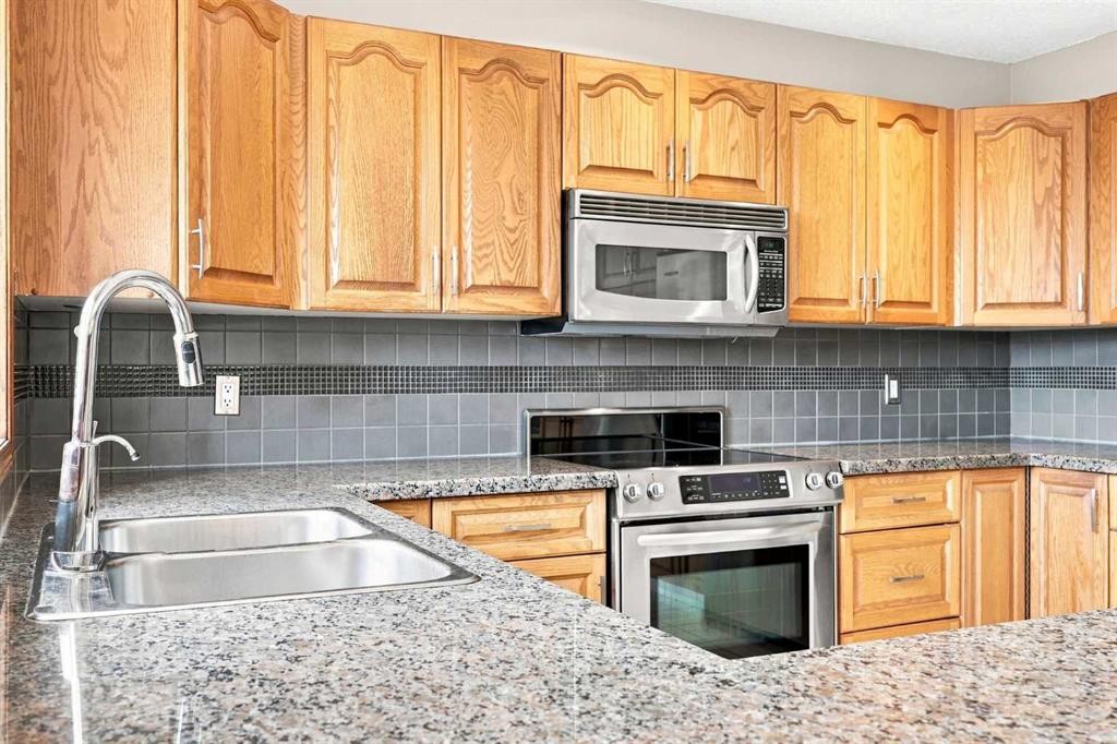 361 Santana Bay Nw, Calgary, AB