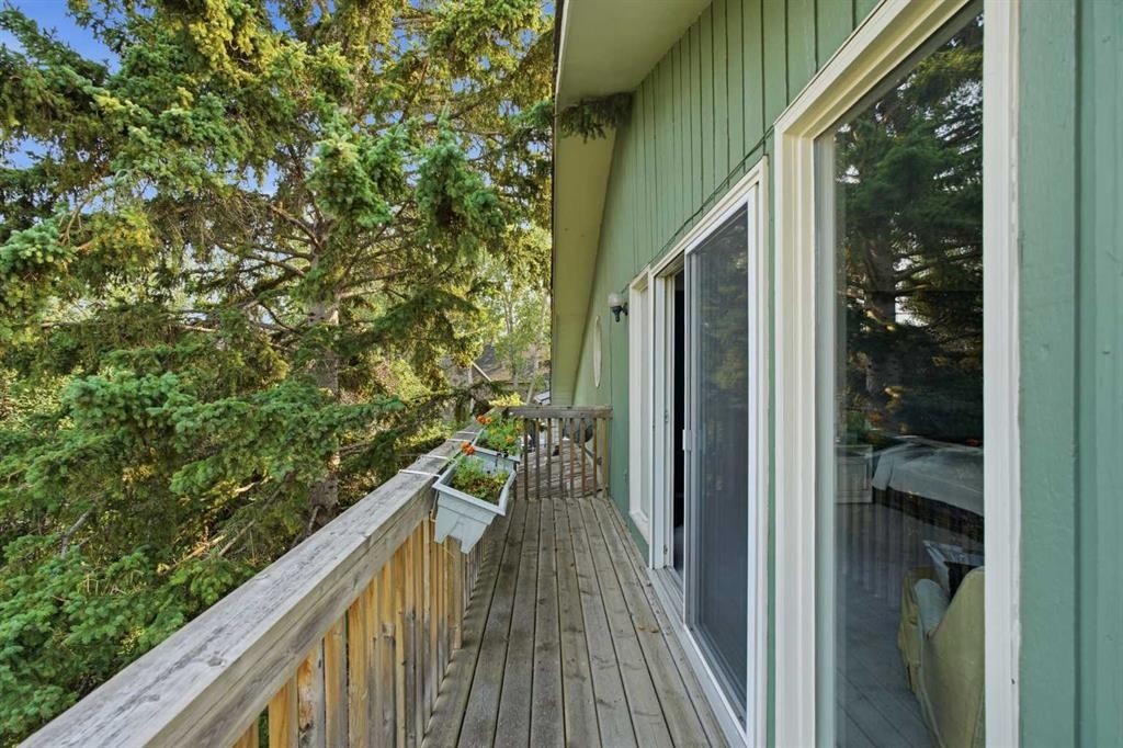336 Pump Hill Crescent Sw, Calgary, AB