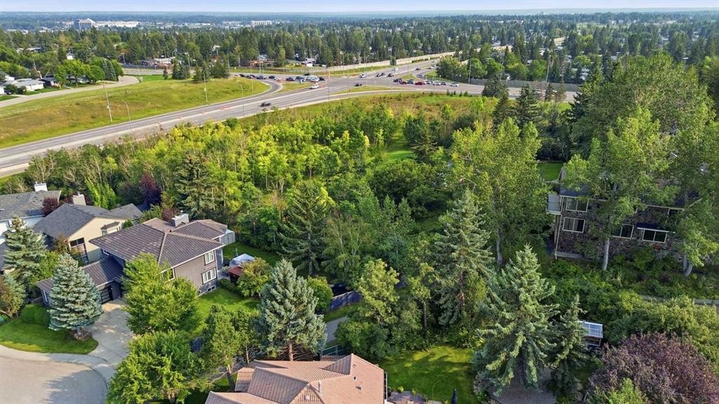 336 Pump Hill Crescent Sw, Calgary, AB