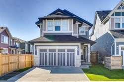 329 Magnolia Heath SE Calgary, AB T3M 3A2