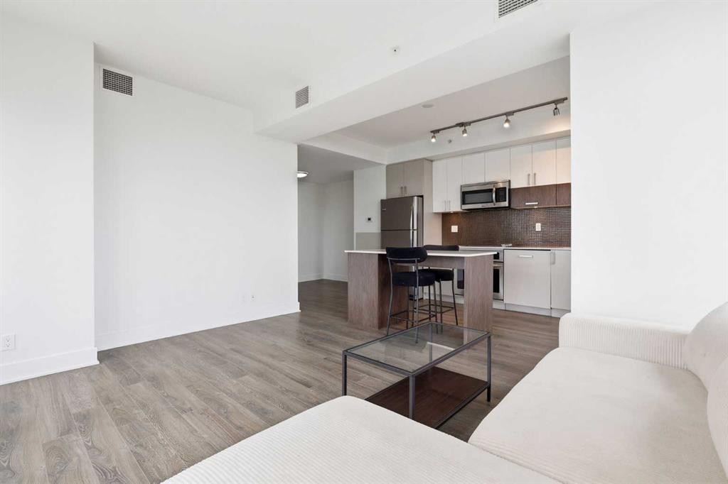 1301-550 Riverfront Avenue Se, Calgary, AB