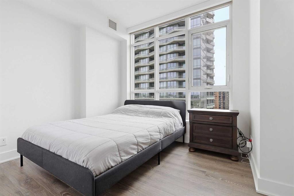 1301-550 Riverfront Avenue Se, Calgary, AB