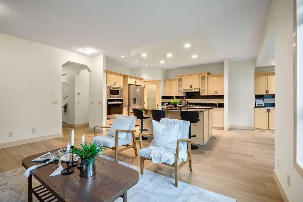 520 Panatella Boulevard Nw, Calgary, AB