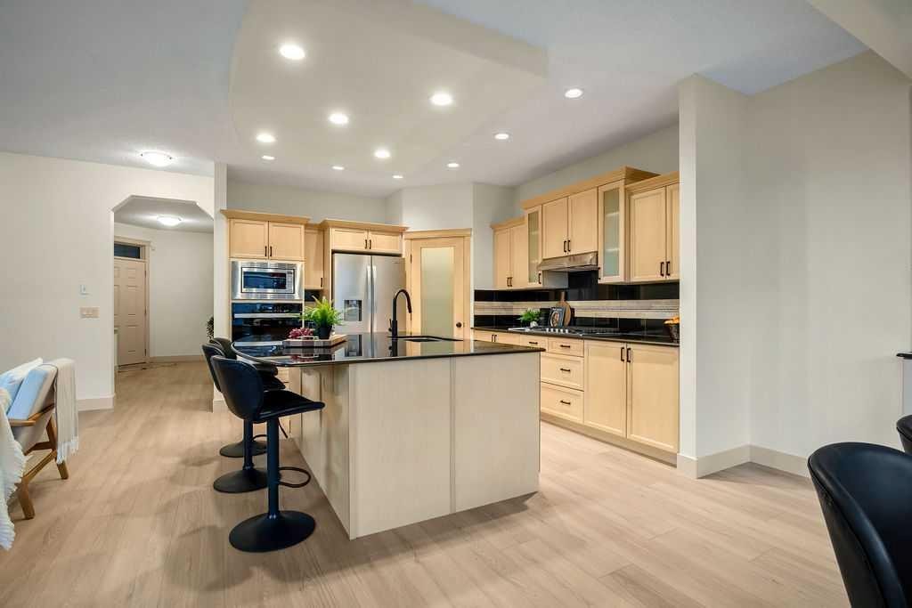 520 Panatella Boulevard Nw, Calgary, AB