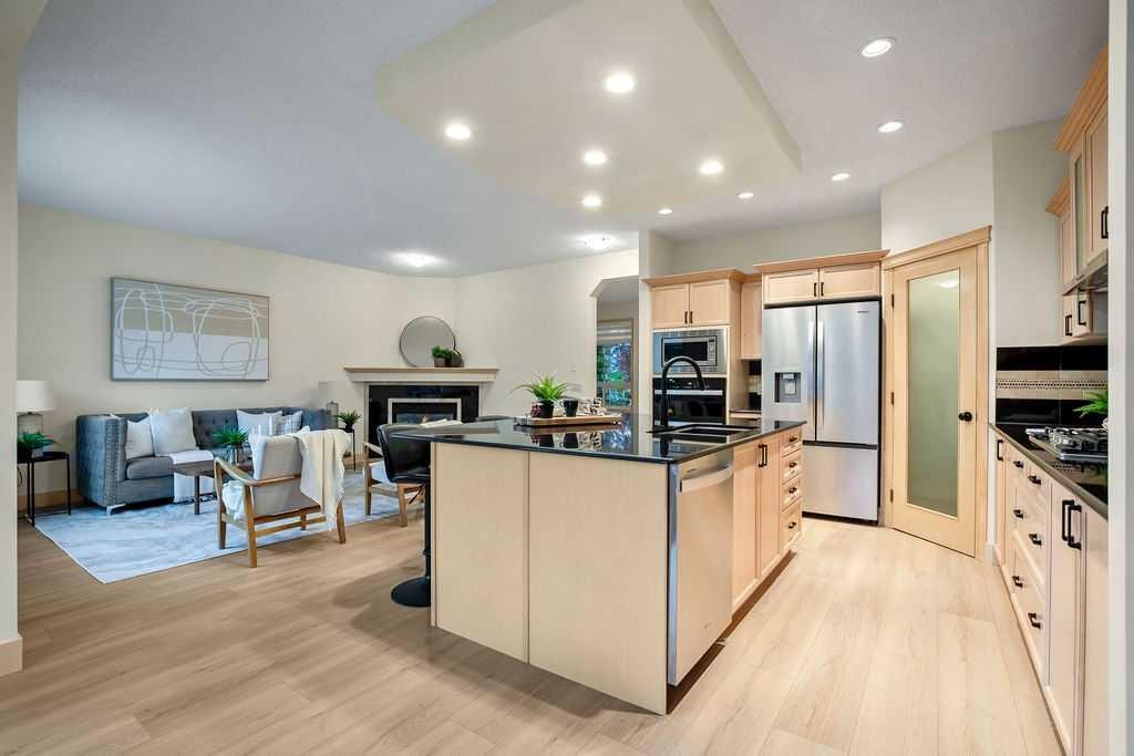 520 Panatella Boulevard Nw, Calgary, AB