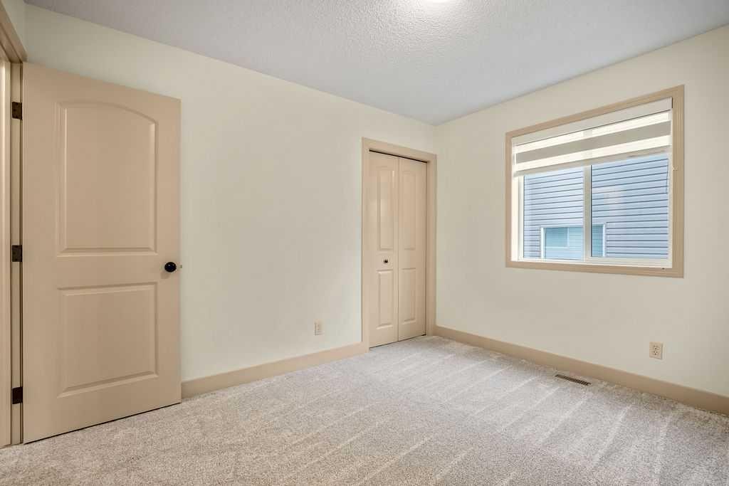 520 Panatella Boulevard Nw, Calgary, AB