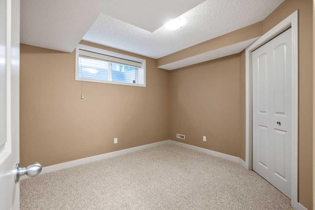 520 Panatella Boulevard Nw, Calgary, AB