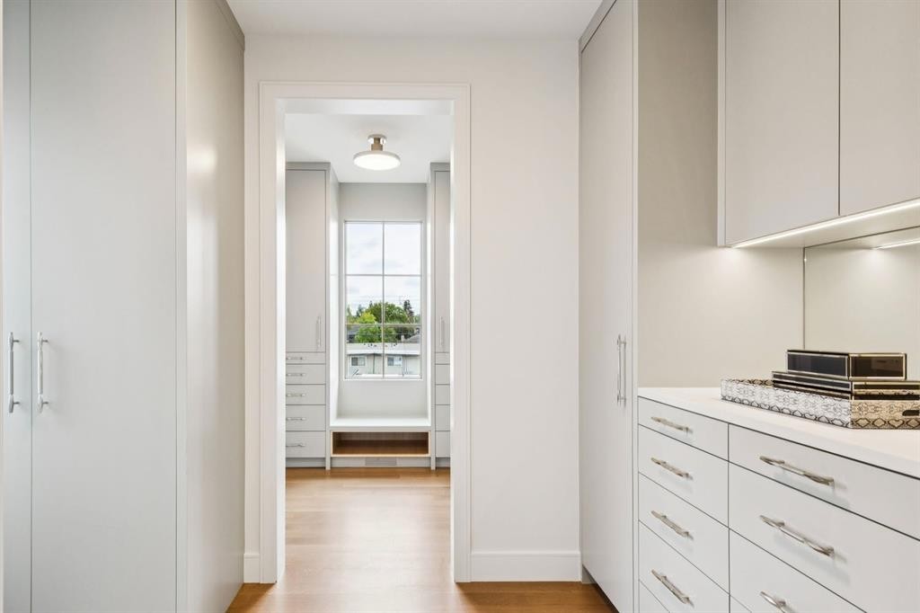 2235 6 Avenue Nw, Calgary, AB