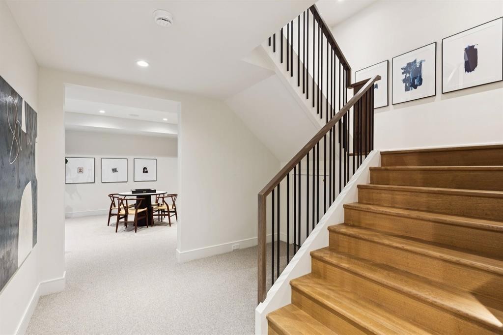 2235 6 Avenue Nw, Calgary, AB