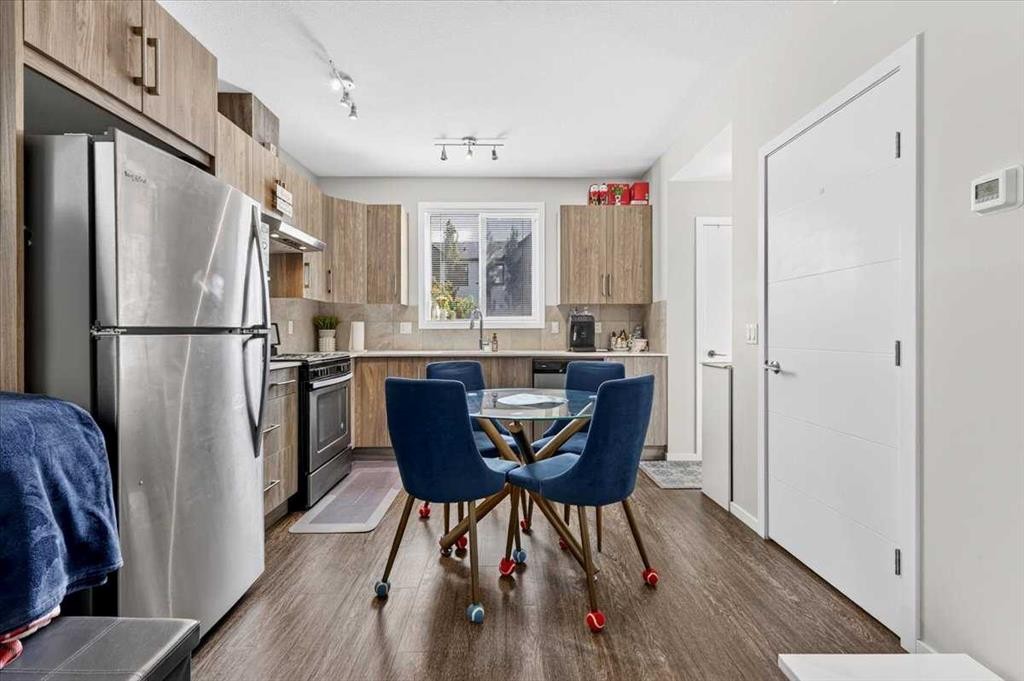 26 Redstone Way Ne, Calgary, AB