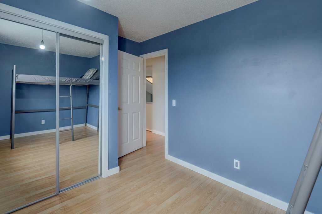 76 Templemont Circle Ne, Calgary, AB