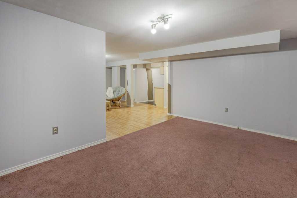 76 Templemont Circle Ne, Calgary, AB