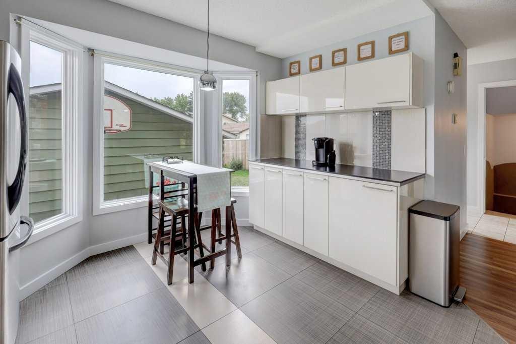 76 Templemont Circle Ne, Calgary, AB