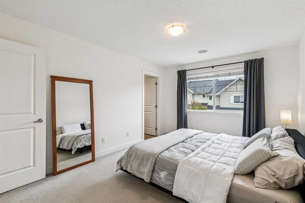 280 Rockyspring Grove Nw, Calgary, AB