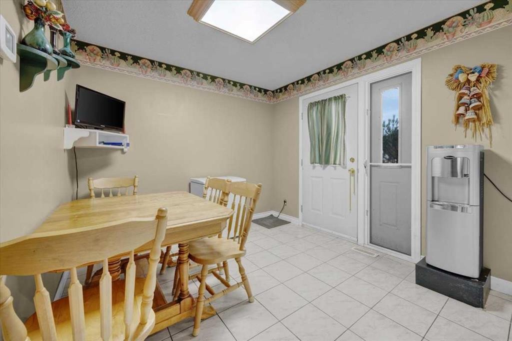 148 Deerview Way Se, Calgary, AB