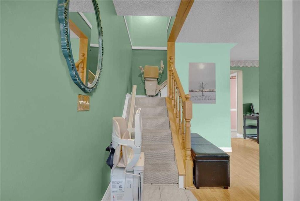 148 Deerview Way Se, Calgary, AB
