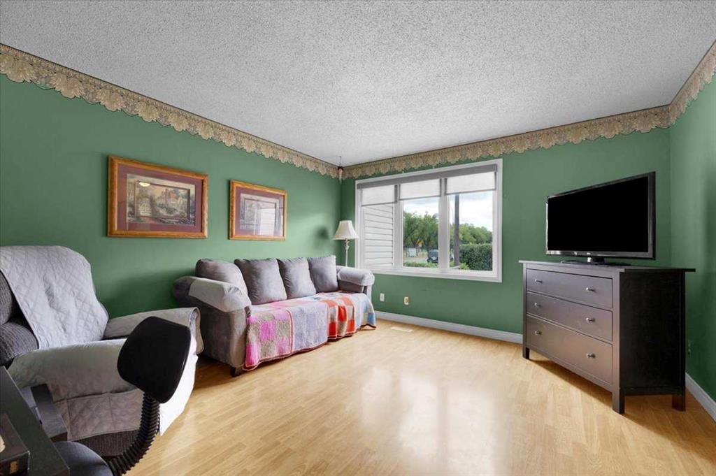 148 Deerview Way Se, Calgary, AB