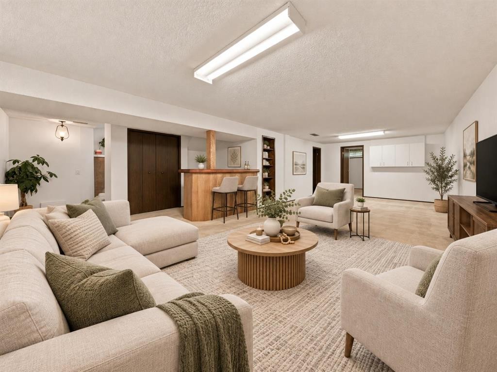 248 Huntcroft Road Ne, Calgary, AB