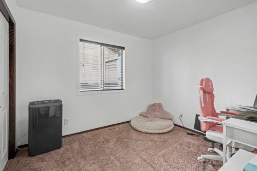 380 Cranberry Circle Se, Calgary, AB 