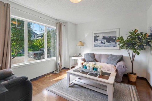 380 Cranberry Circle Se, Calgary, AB 