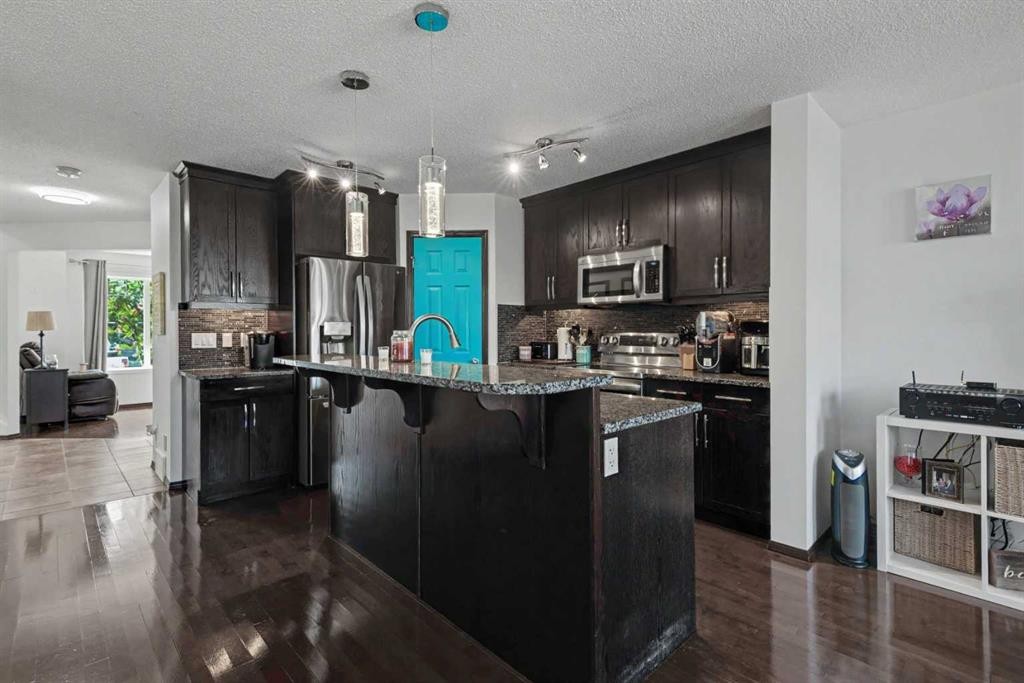 380 Cranberry Circle Se, Calgary, AB
