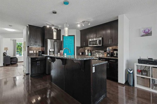 380 Cranberry Circle Se, Calgary, AB 