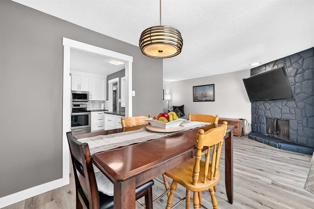 7731 47 Avenue Nw, Calgary, AB