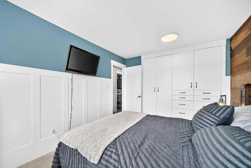 7731 47 Avenue Nw, Calgary, AB