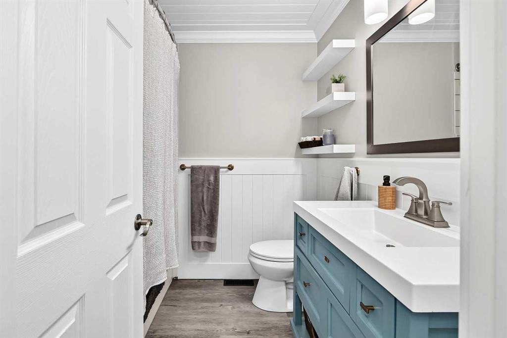 7731 47 Avenue Nw, Calgary, AB