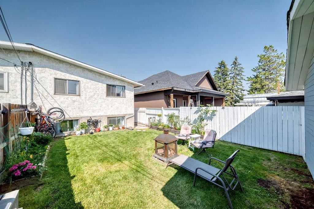 7731 47 Avenue Nw, Calgary, AB