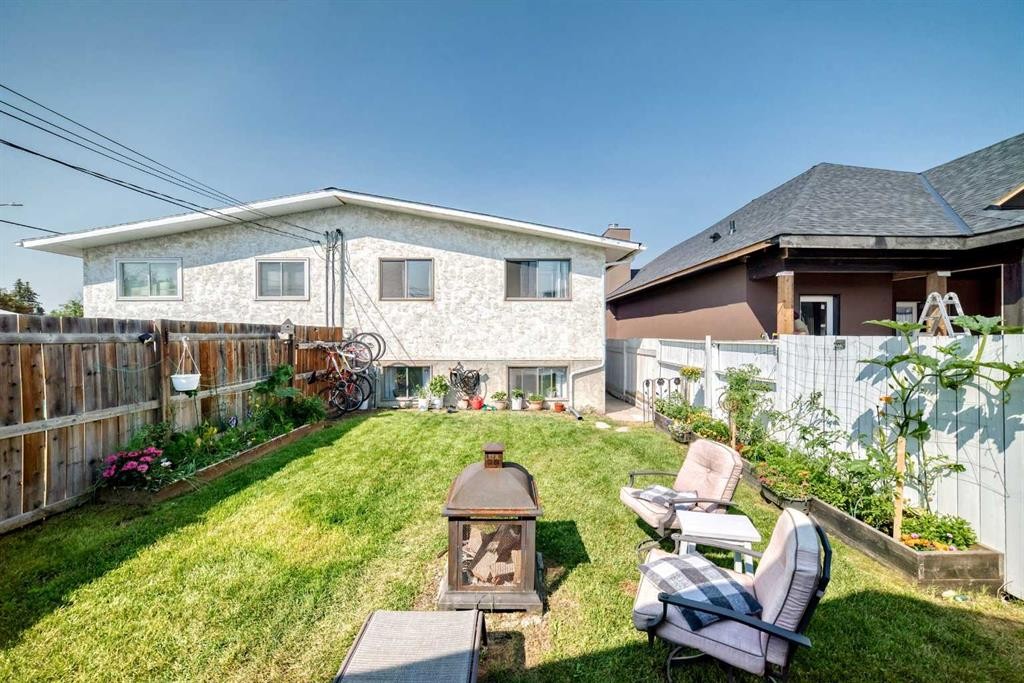 7731 47 Avenue Nw, Calgary, AB