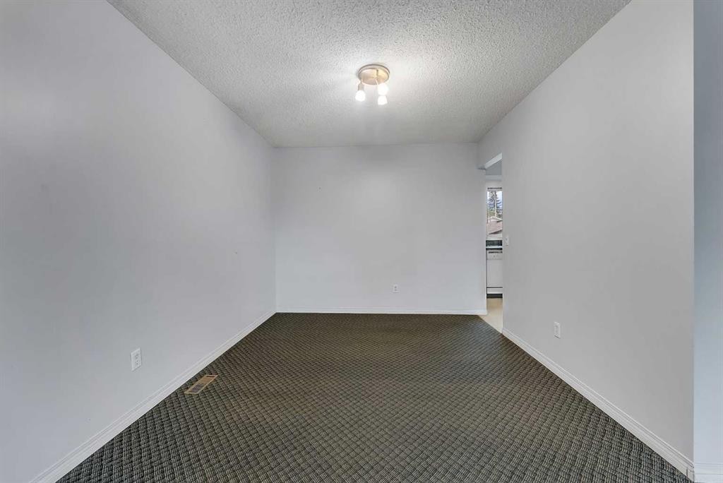 5219 Rundleview Road Ne, Calgary, AB