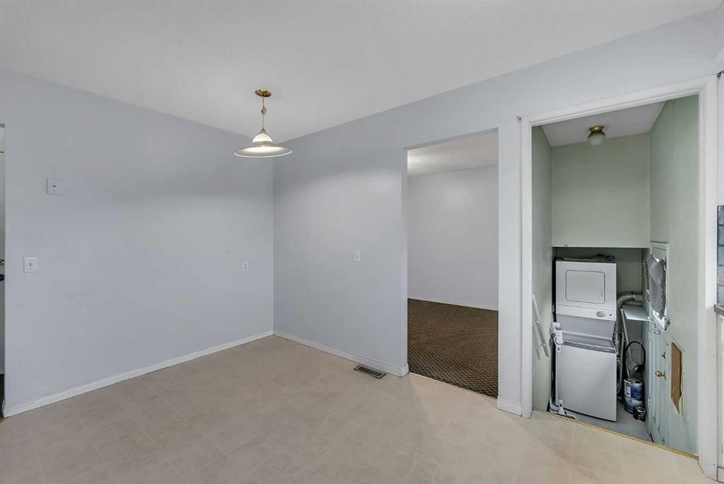 5219 Rundleview Road Ne, Calgary, AB